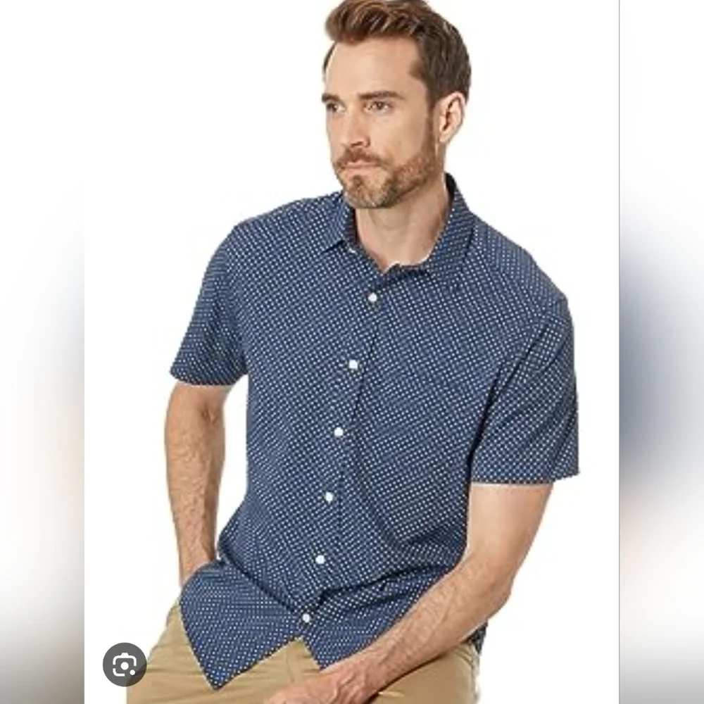 Untuckit button down👕 - Picture 1 of 7